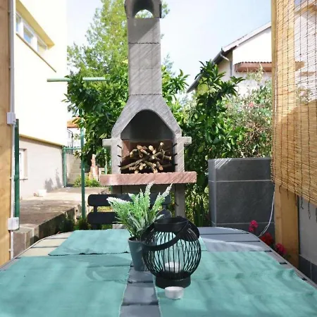 Διαμέρισμα Sunny Stone With Free Parking *